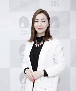 成都金佳玭 美容协会会长